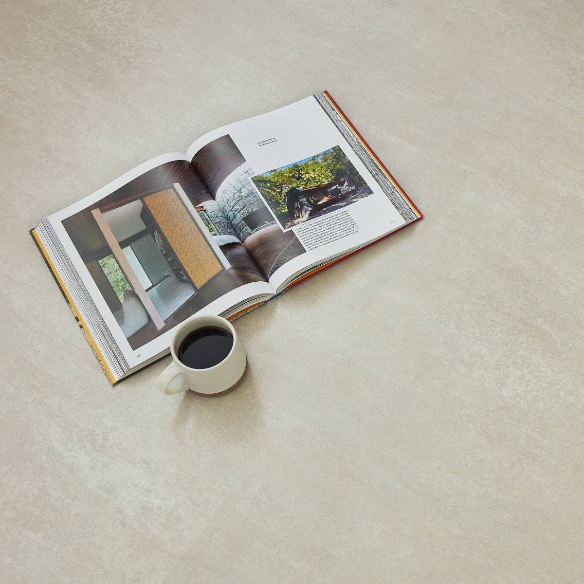 Karndean Knight Tile Dove Grey Concrete ST21