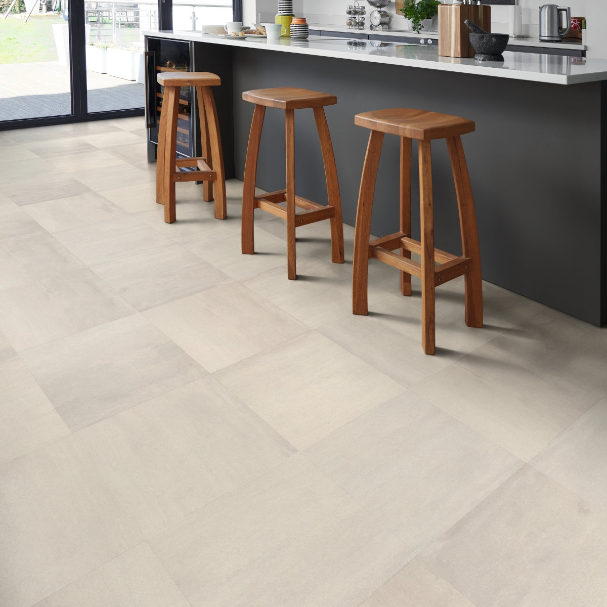 Polyflor Colonia Stone PUR Silvered Concrete 4527