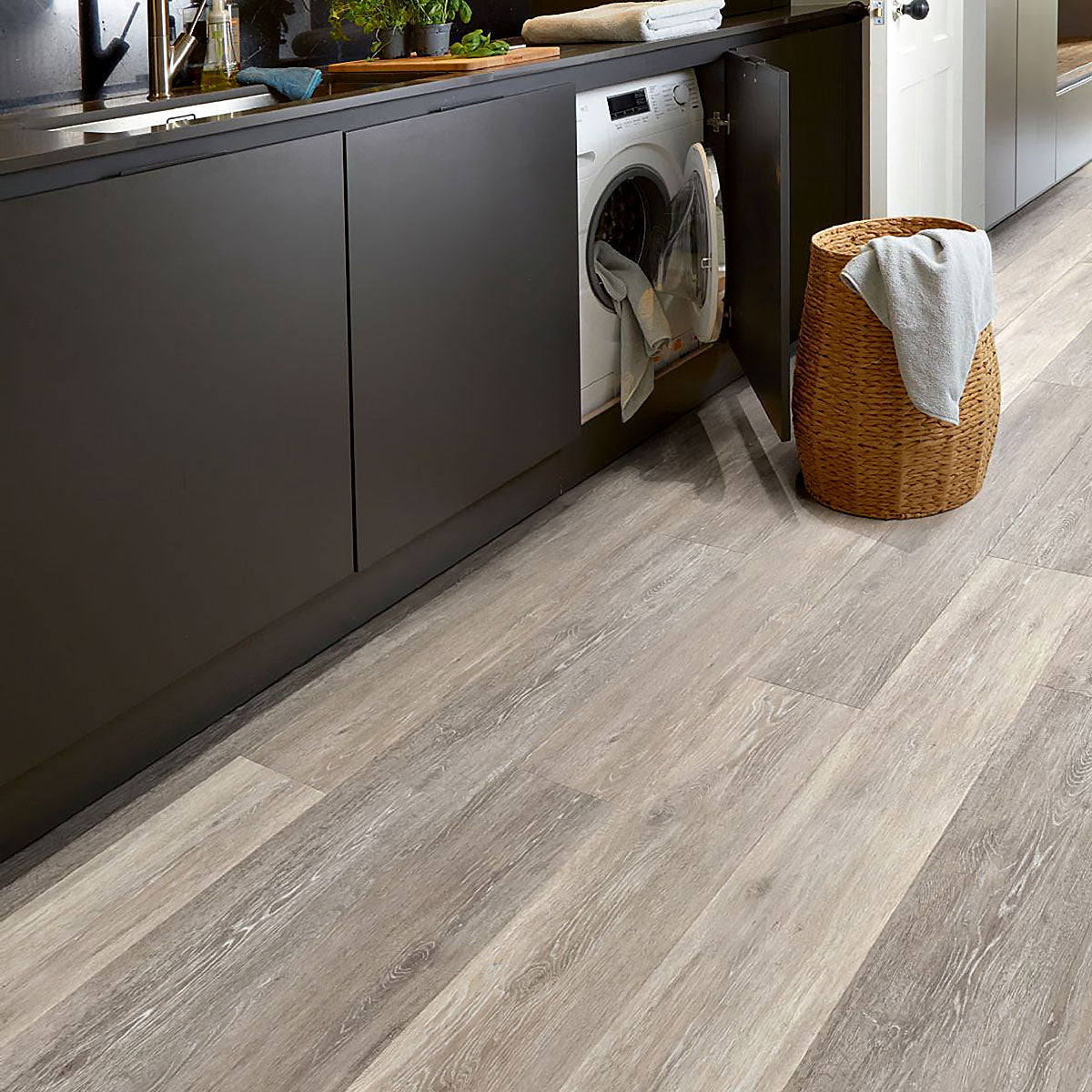 Polyflor Camaro Rigid Core PUR Plank Boathouse Oak 4138