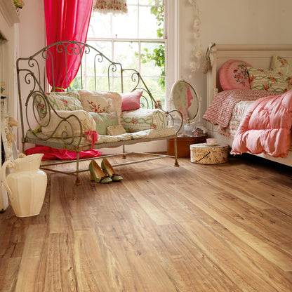 Polyflor Camaro Nut Tree 2202